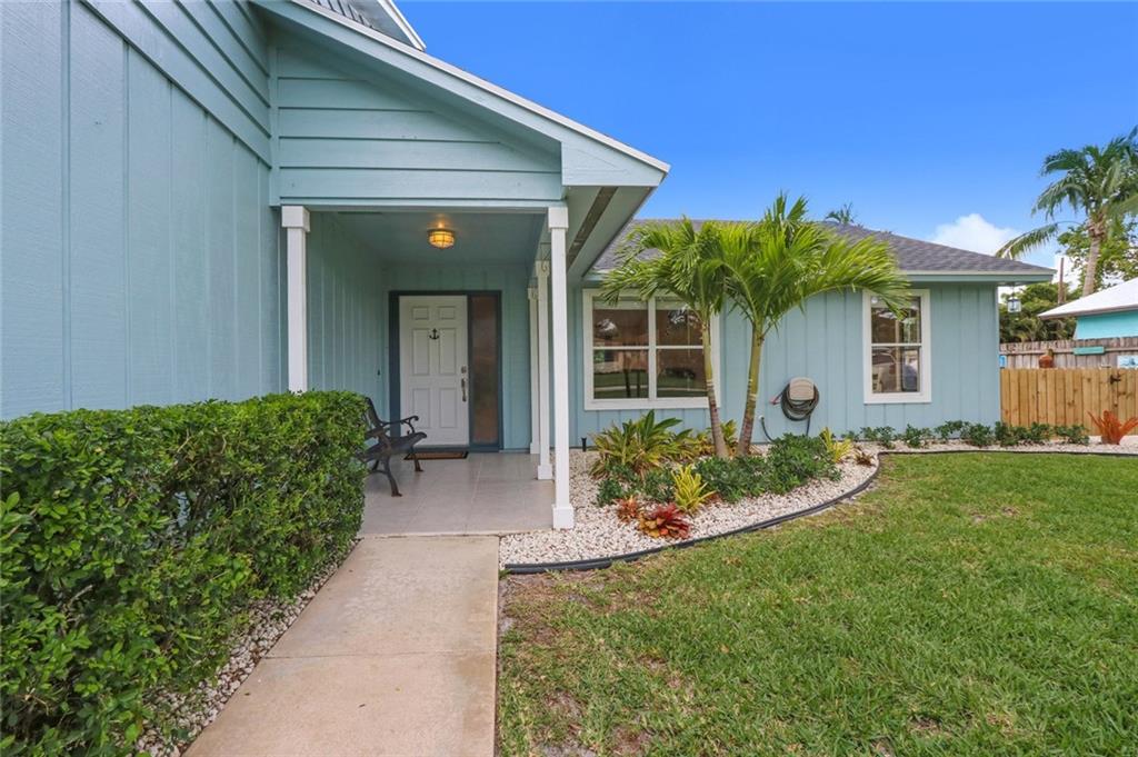 4999 Southeast Pine Ridge Way Stuart, FL 34997 - Photo 4 of 27