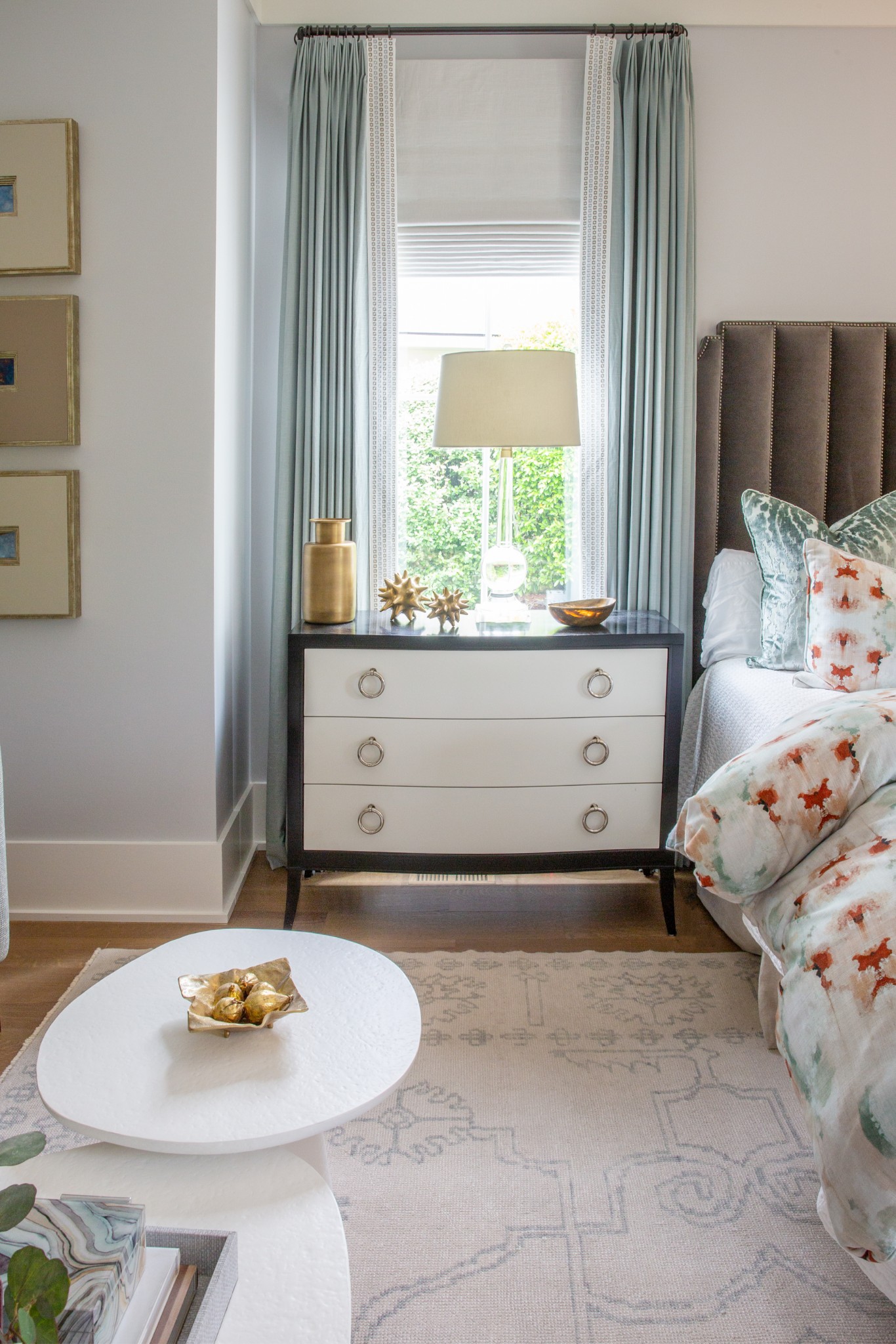 280 Harding Place Nashville, TN 37205 - Photo 34 of 79 a bedroom with a bed and a window