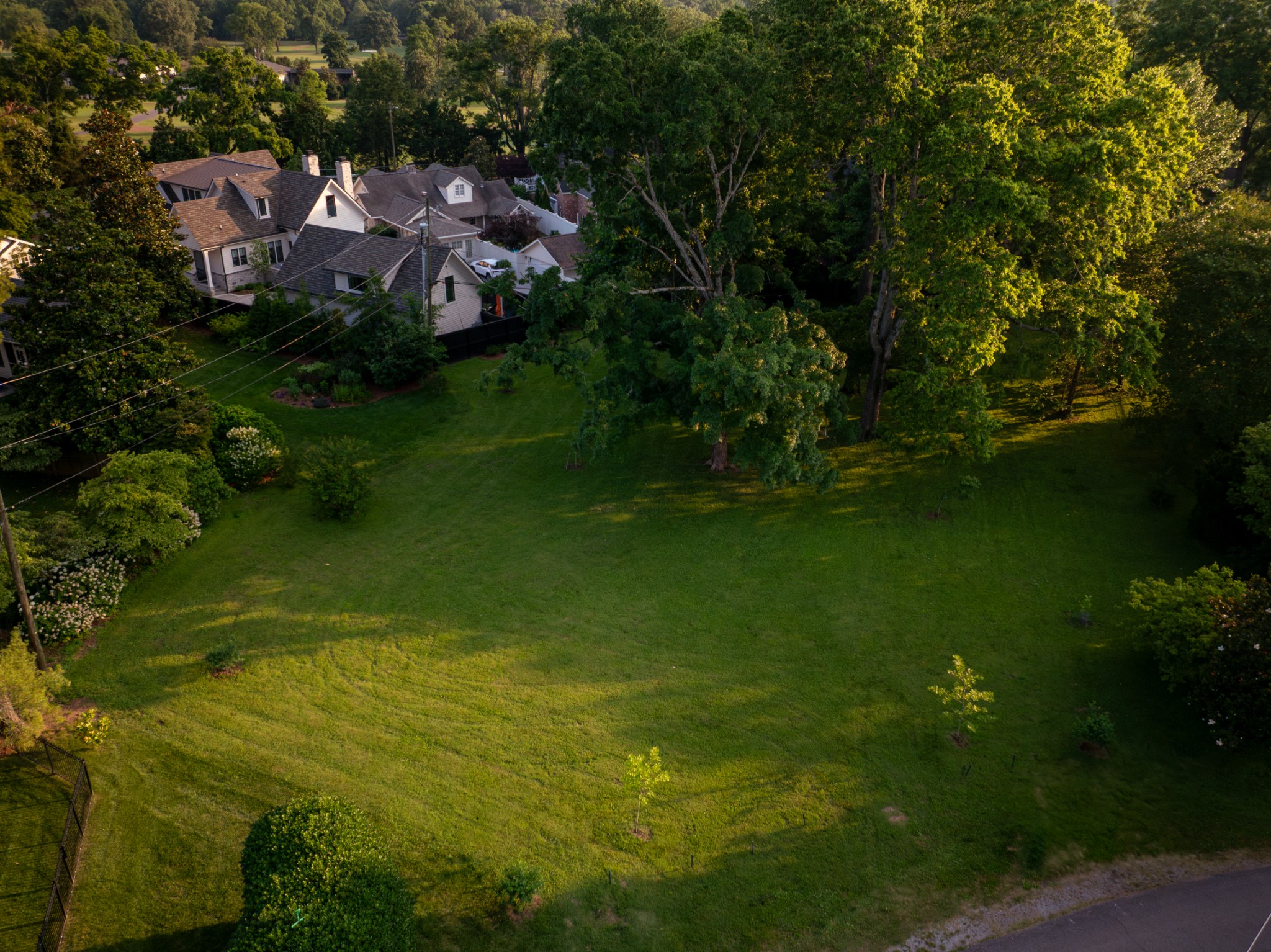 280 Harding Place Nashville, TN 37205 - Photo 76 of 79 a view of a green yard