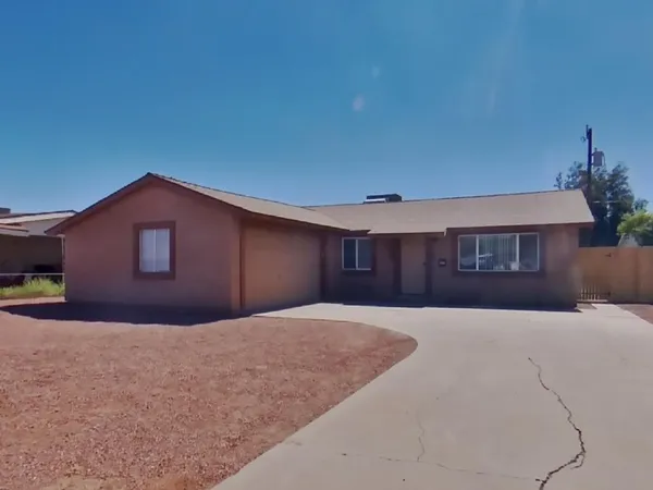 $1,679 | 3721 West Seldon Lane, Phoenix, AZ 85051