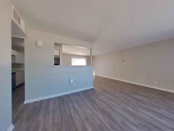 $1,679 | 3721 West Seldon Lane, Phoenix, AZ 85051