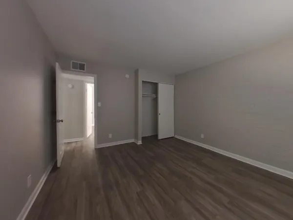 $1,679 | 3721 West Seldon Lane, Phoenix, AZ 85051