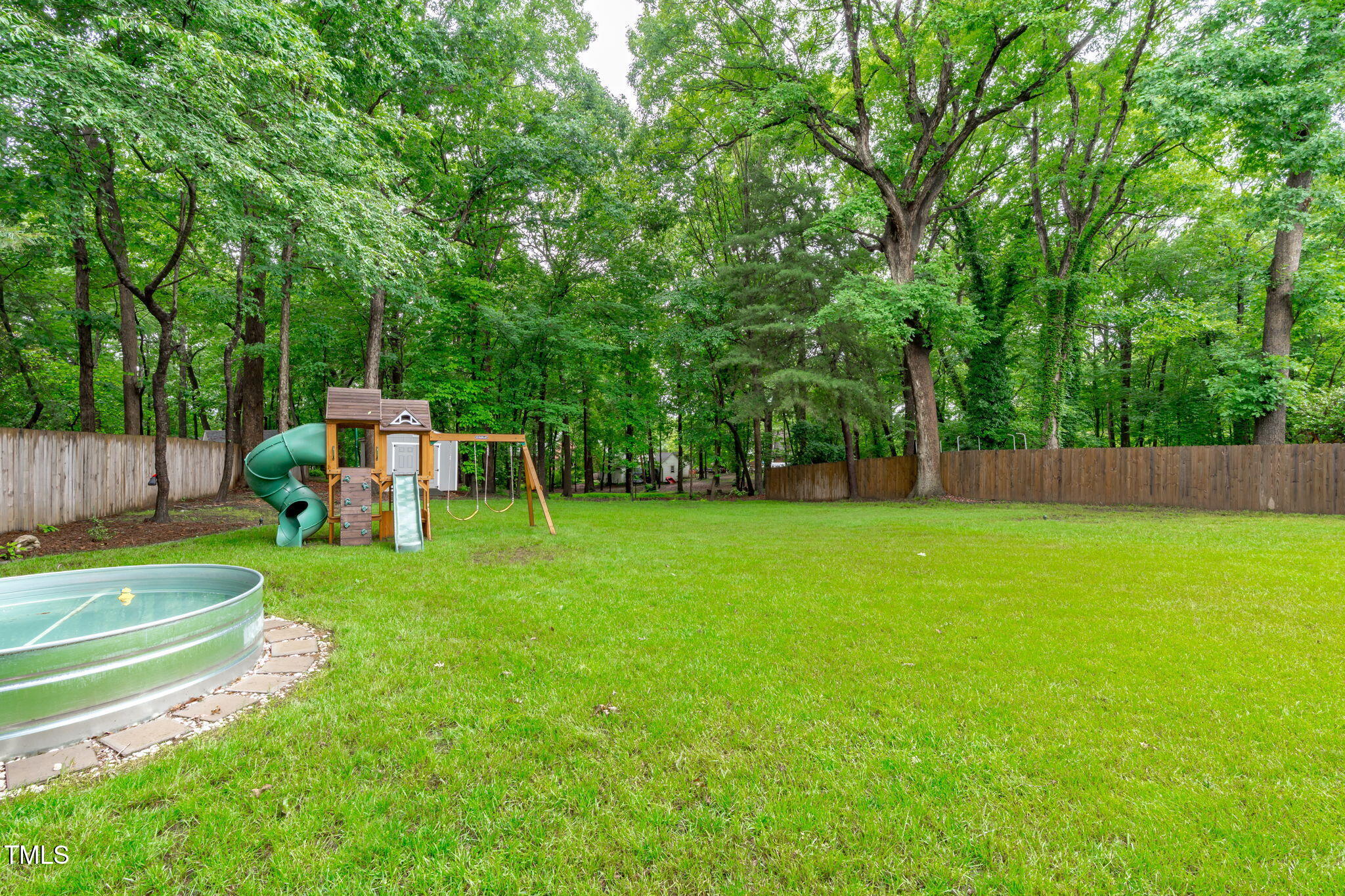 8505 Stonegate Drive Raleigh, NC 27615 - Photo 29 of 32 Backyard
