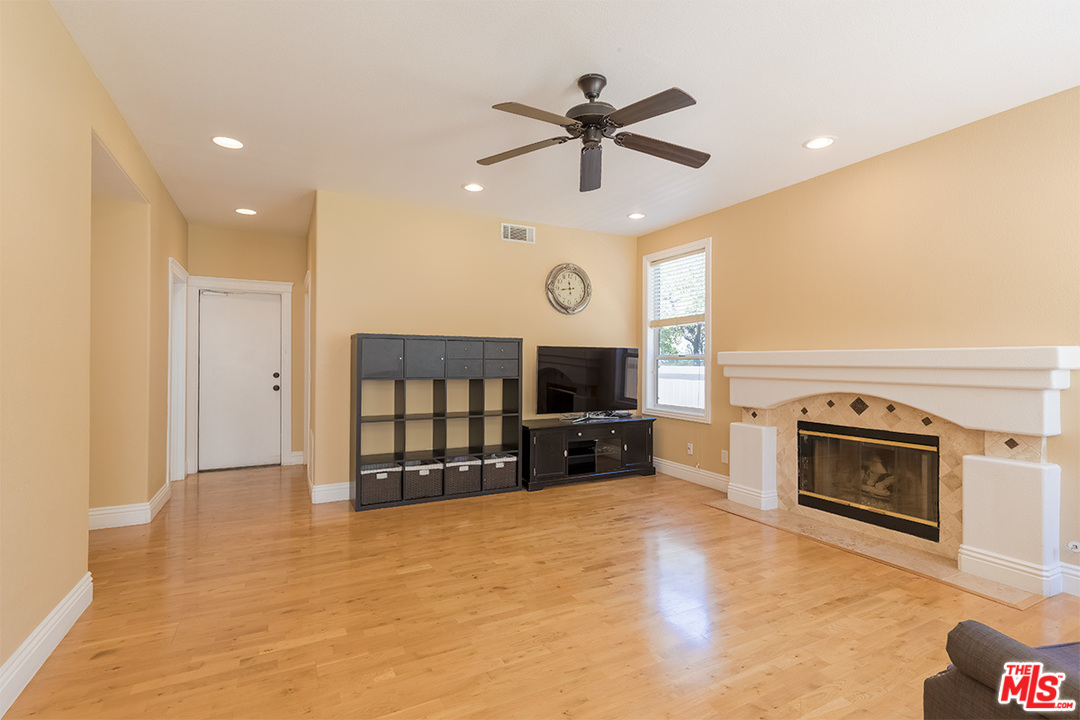 16286 Bright Morning Court Riverside, CA 92503 - Photo 17 of 35 Gallery Image 17