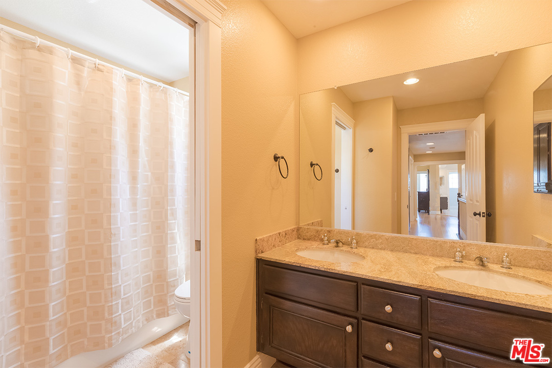 16286 Bright Morning Court Riverside, CA 92503 - Photo 28 of 35 Gallery Image 28
