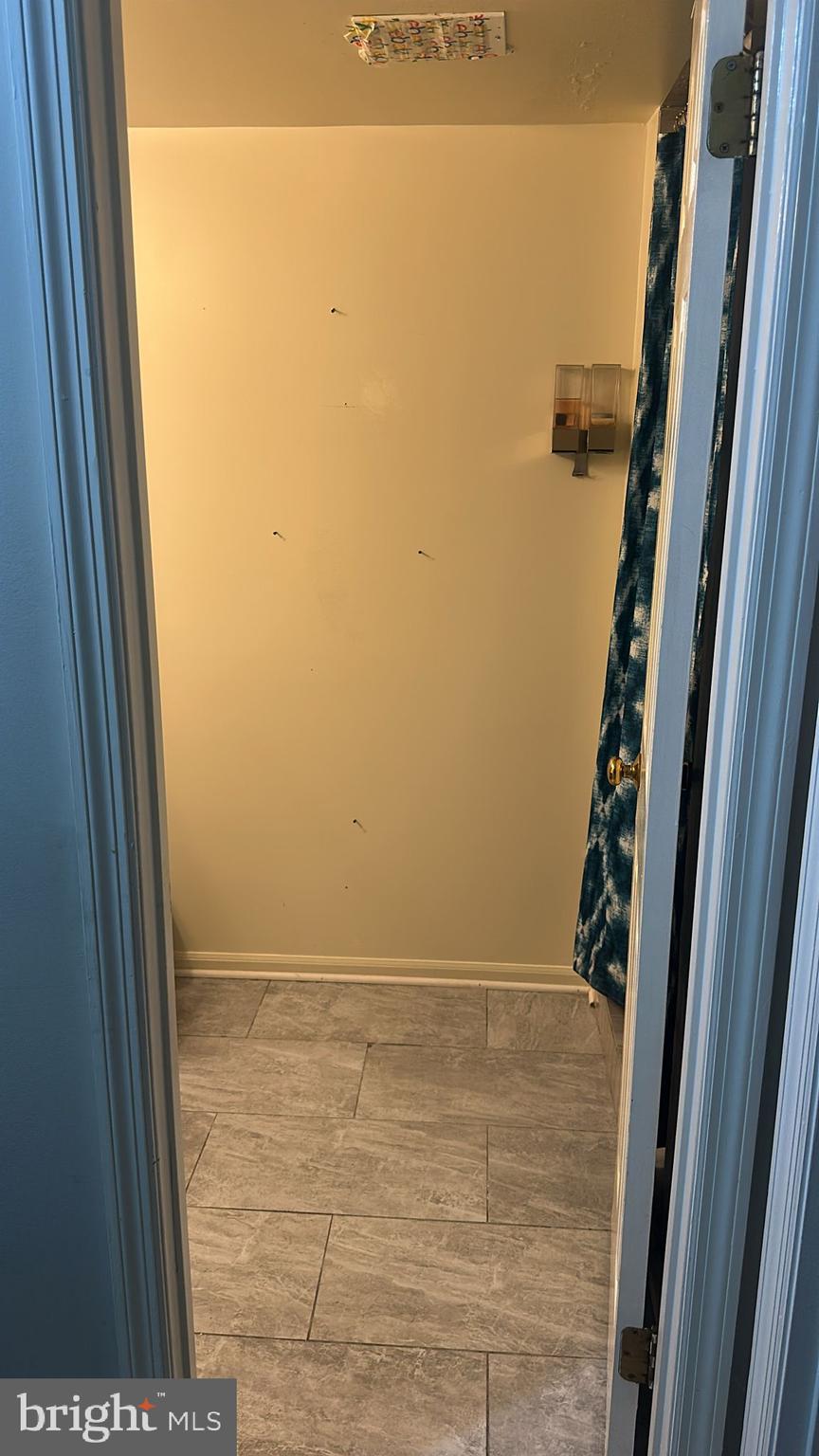 6172 Morning Glory Road Alexandria, VA 22310 - Photo 2 of 6