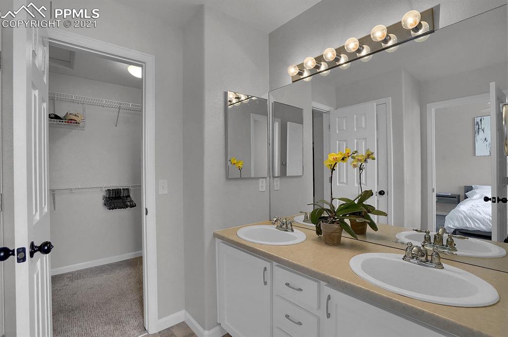 4008 Diamond Ridge View Colorado Springs, CO 80918 - Photo 21 of 33