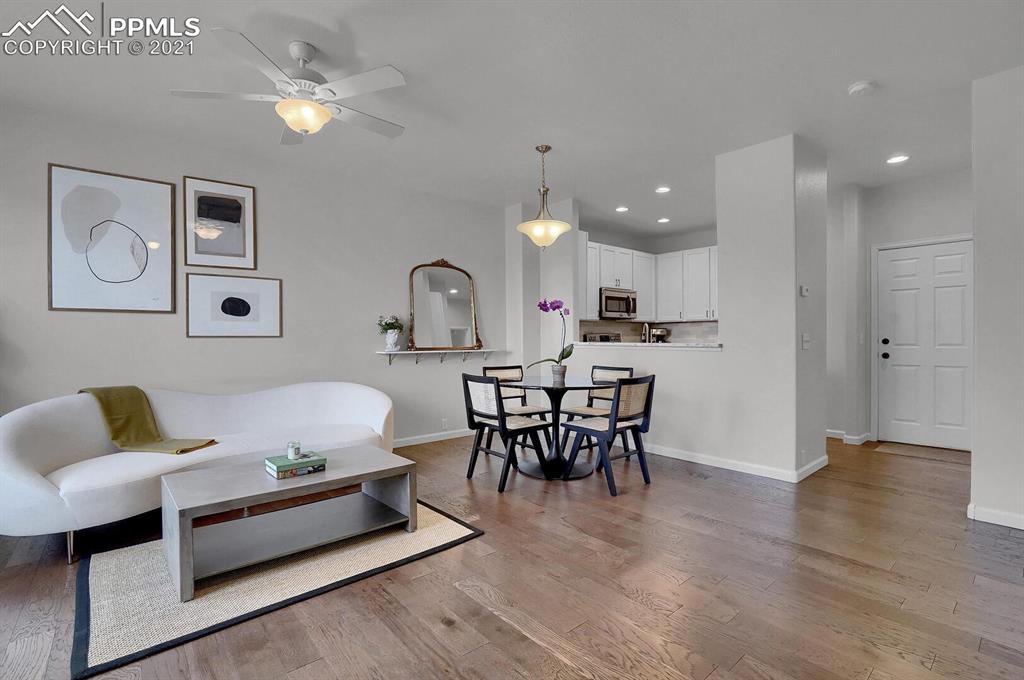 4008 Diamond Ridge View Colorado Springs, CO 80918 - Photo 7 of 33