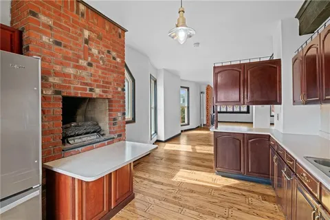 $749,900 | 627 South Aiken Avenue, Pittsburgh, PA 15232