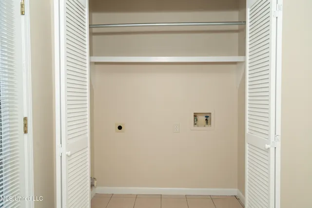 $1,200 | 20111 Daugherty Road, Unit A, Long Beach, MS 39560