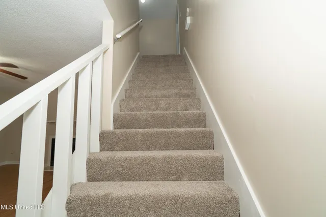 $1,200 | 20111 Daugherty Road, Unit A, Long Beach, MS 39560