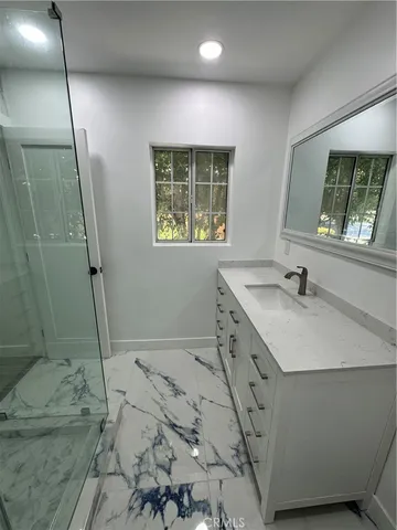 $2,999,999 | 5230 Seville Avenue, Encino, CA 91316