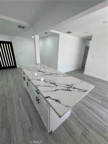 $2,999,999 | 5230 Seville Avenue, Encino, CA 91316