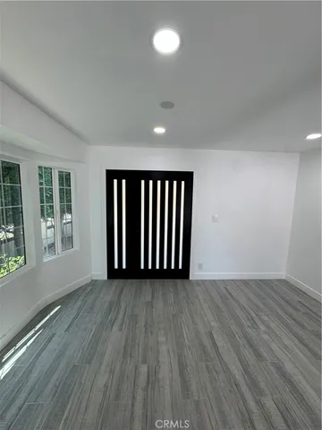 $2,999,999 | 5230 Seville Avenue, Encino, CA 91316