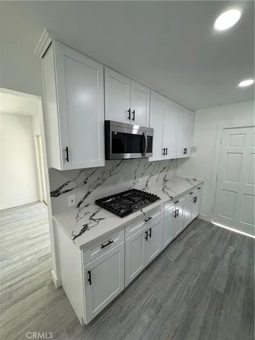 $2,999,999 | 5230 Seville Avenue, Encino, CA 91316