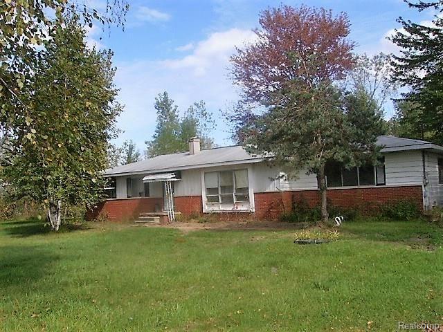 1626 Michigan Road Port Huron, MI 48060 - Photo 1 of 12 SANY3276.JPG