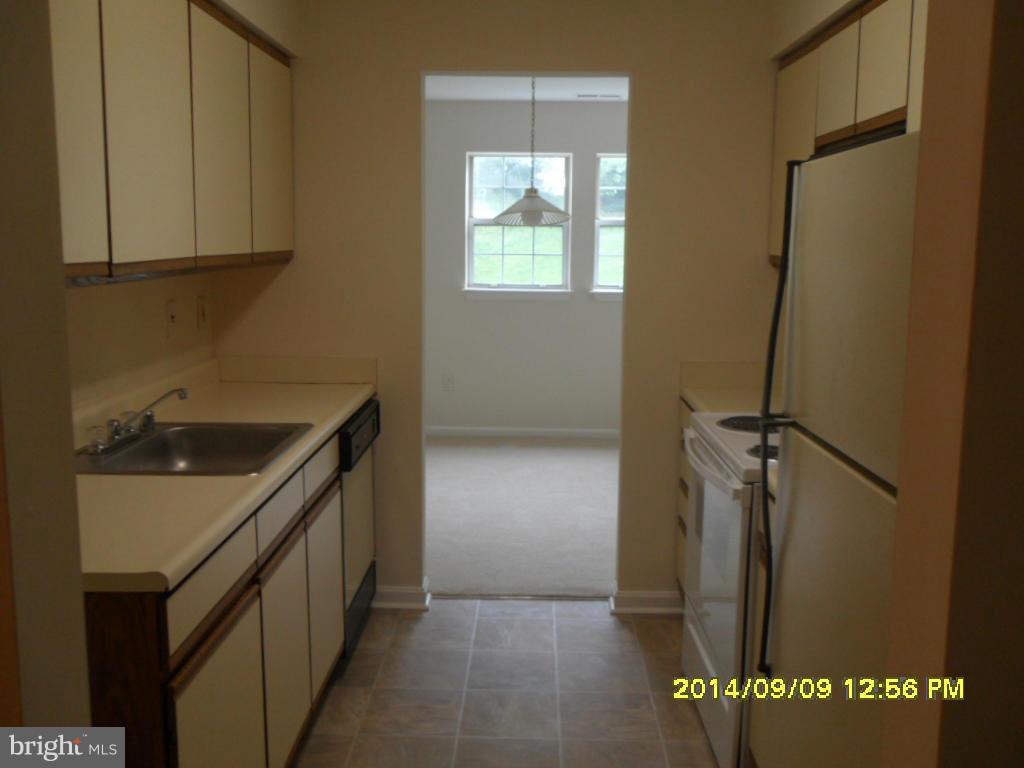 8573 Falls Run Road, Unit B Ellicott City, MD 21043 - Photo 2 of 11 Kitchen