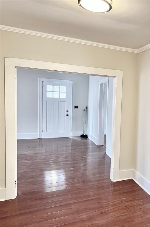 127 West Greer Street Honea Path, SC 29654 - Photo 10 of 13 Large Hall View toward Front Door