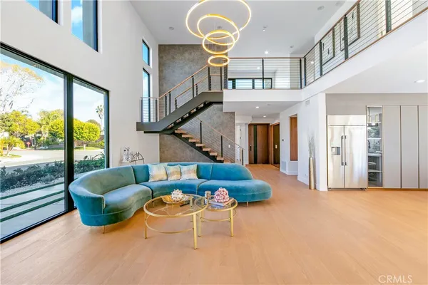 $3,449,000 | 853 Oak Street, Costa Mesa, CA 92627