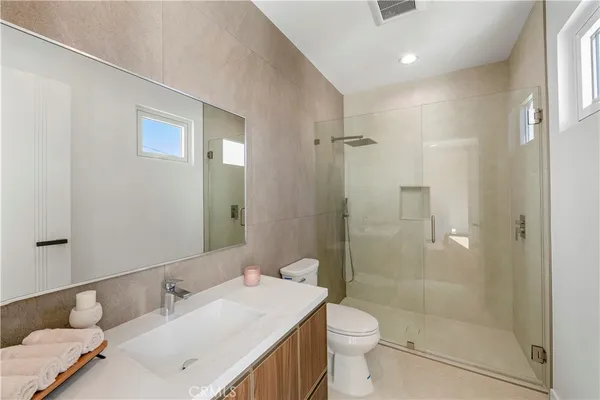 $3,449,000 | 853 Oak Street, Costa Mesa, CA 92627