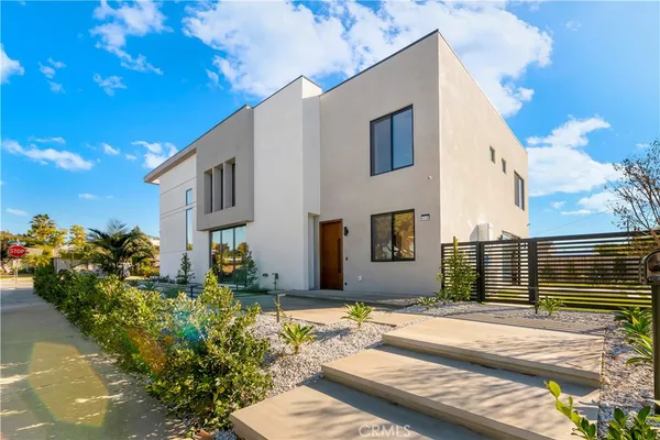$3,449,000 | 853 Oak Street, Costa Mesa, CA 92627