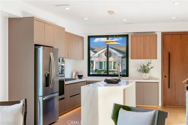 $3,449,000 | 853 Oak Street, Costa Mesa, CA 92627