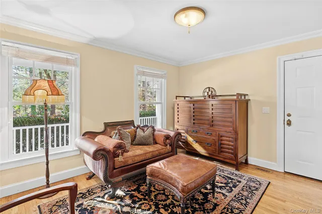 $2,700,000 | 8 East Ridge Court, Westhampton, NY 11977