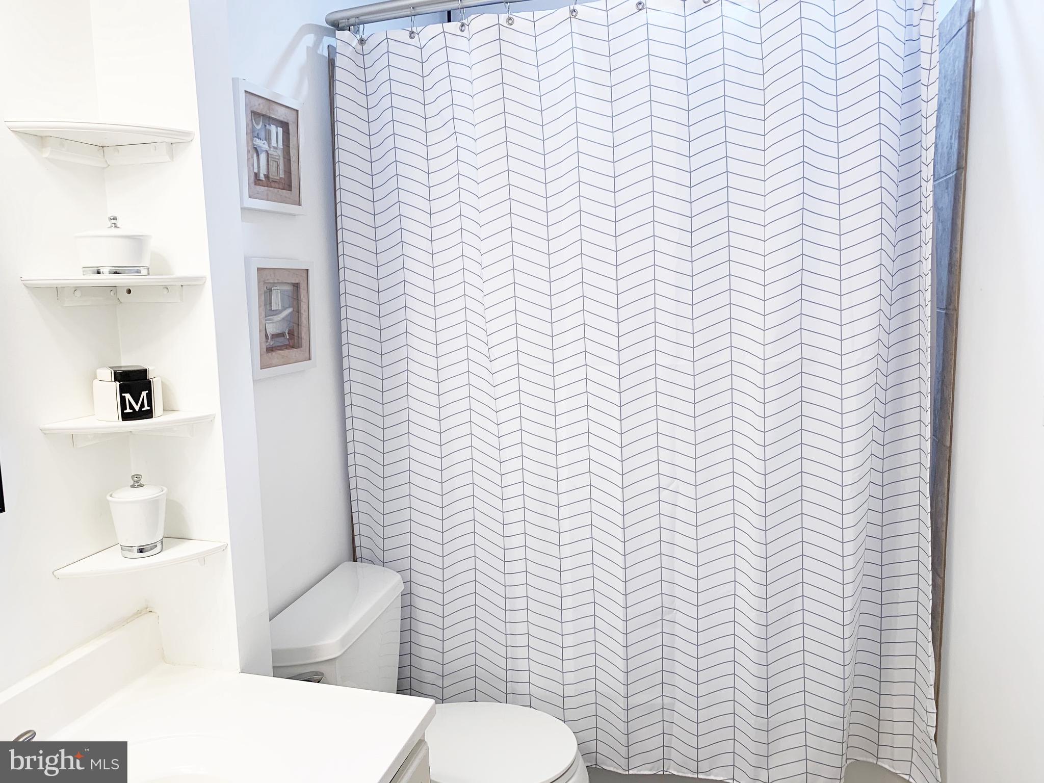 412 3rd Street Newark, DE 19711 - Photo 15 of 22 Master Bath