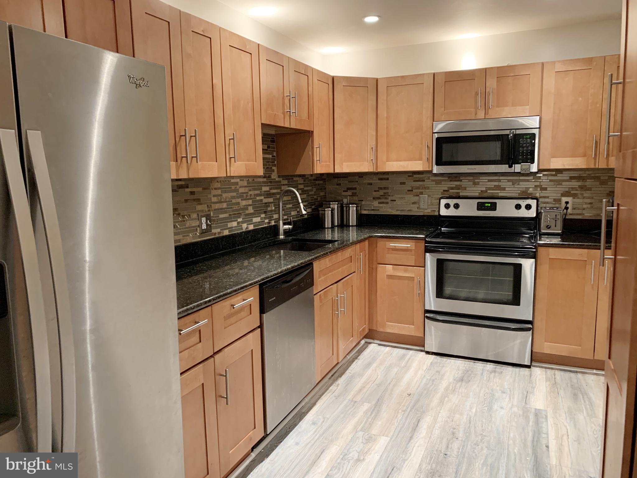 412 3rd Street Newark, DE 19711 - Photo 8 of 22 Beautiful Updated Kitchen