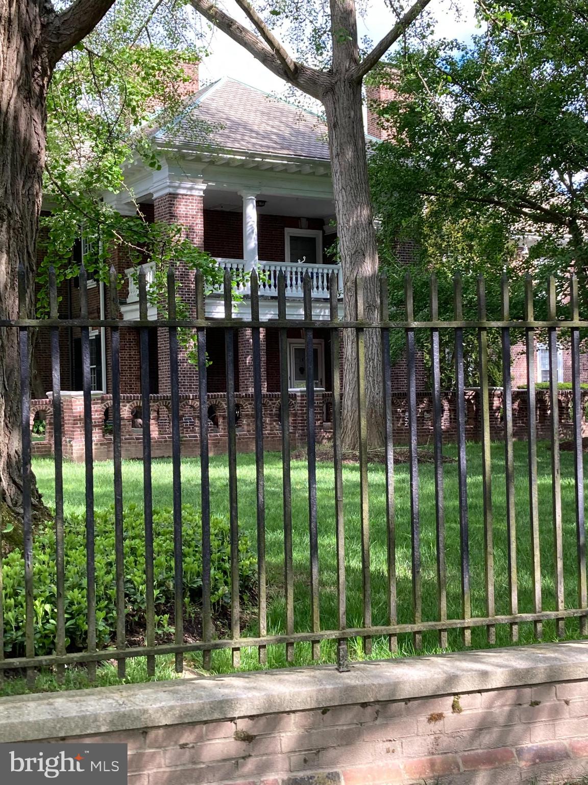 115 Roumfort Road, Unit 13 Philadelphia, PA 19119 - Photo 2 of 27