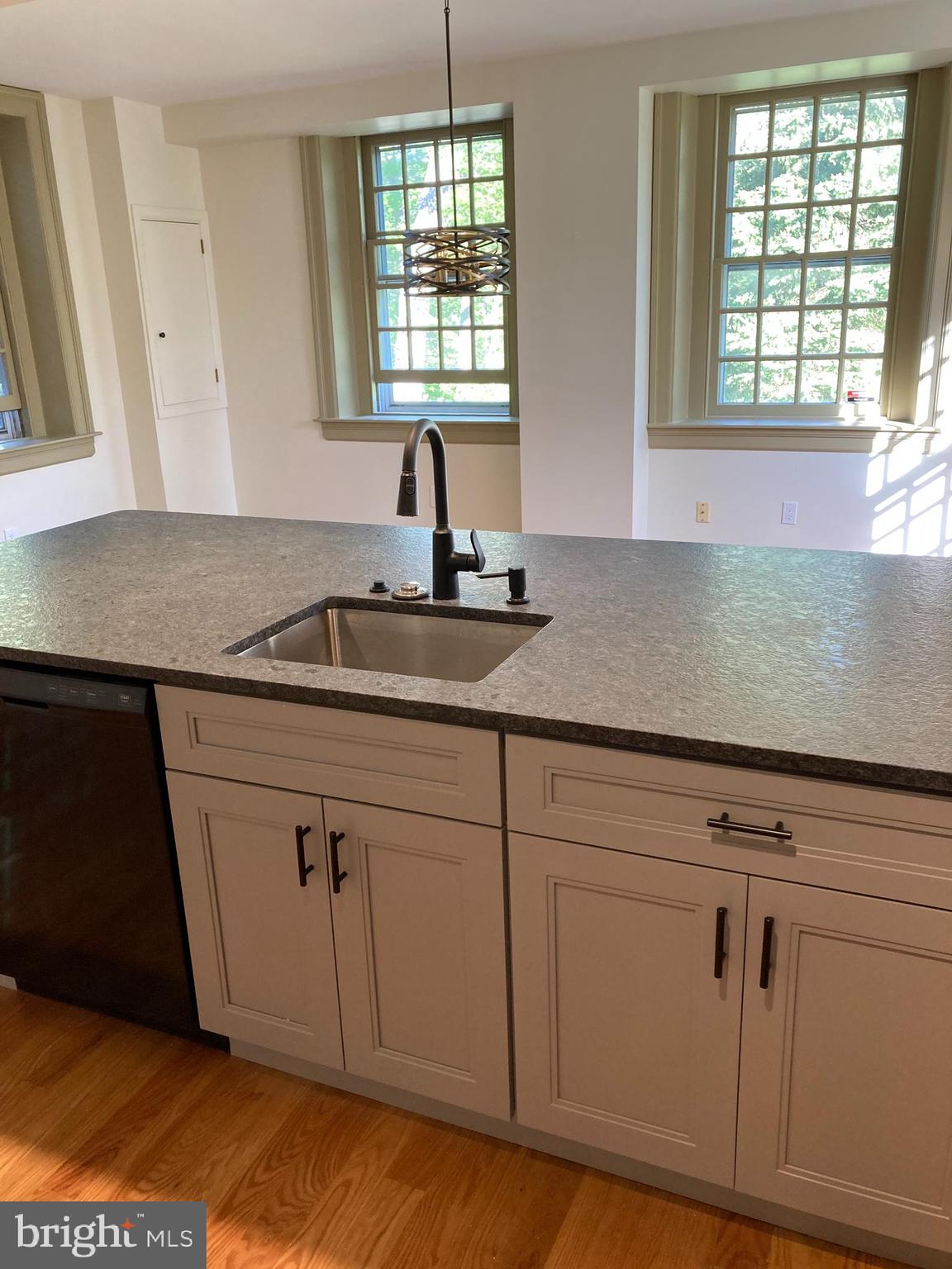 115 Roumfort Road, Unit 13 Philadelphia, PA 19119 - Photo 14 of 27