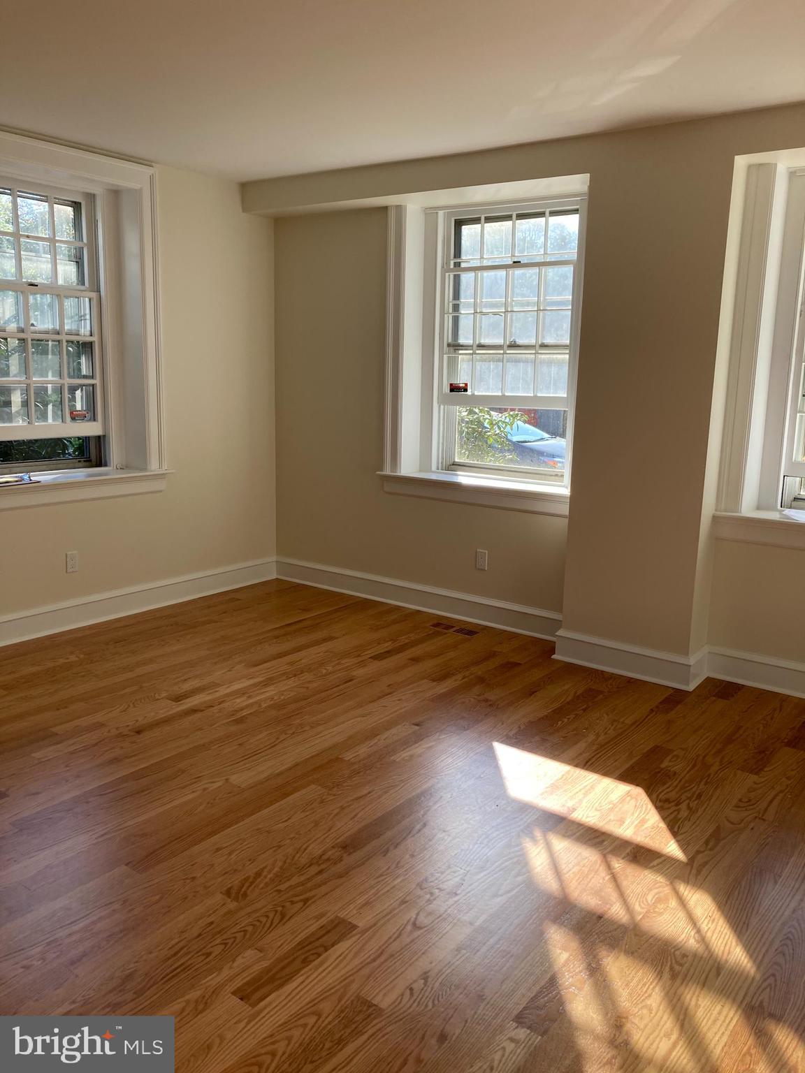 115 Roumfort Road, Unit 13 Philadelphia, PA 19119 - Photo 10 of 27