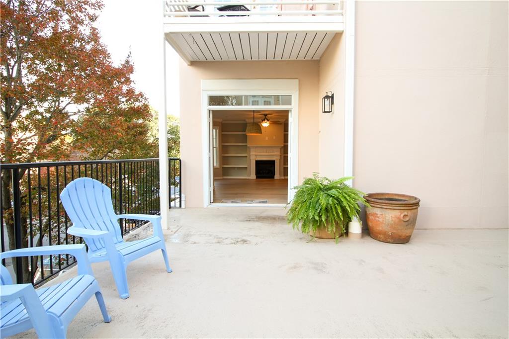 225 East Ponce De Leon Avenue, Unit 325 Decatur, GA 30030 - Photo 8 of 35