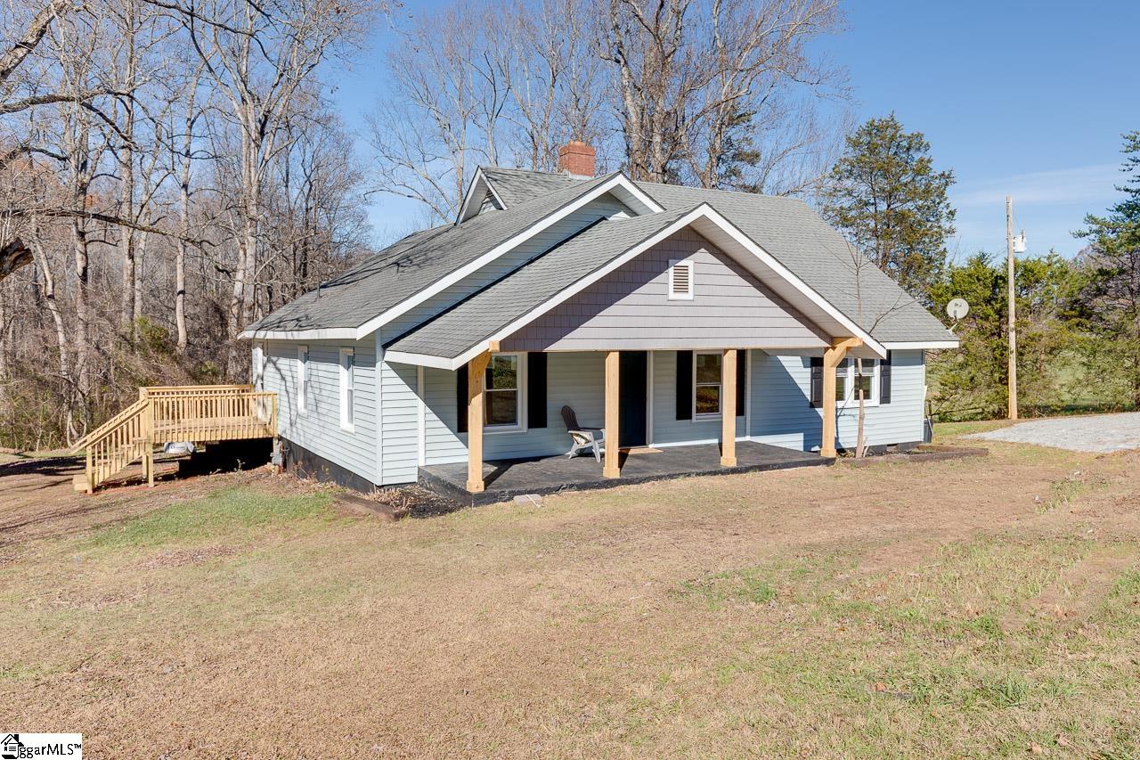 197 Edinburgh Lane Easley, SC 29640 - Photo 1 of 25 Gallery Image 1