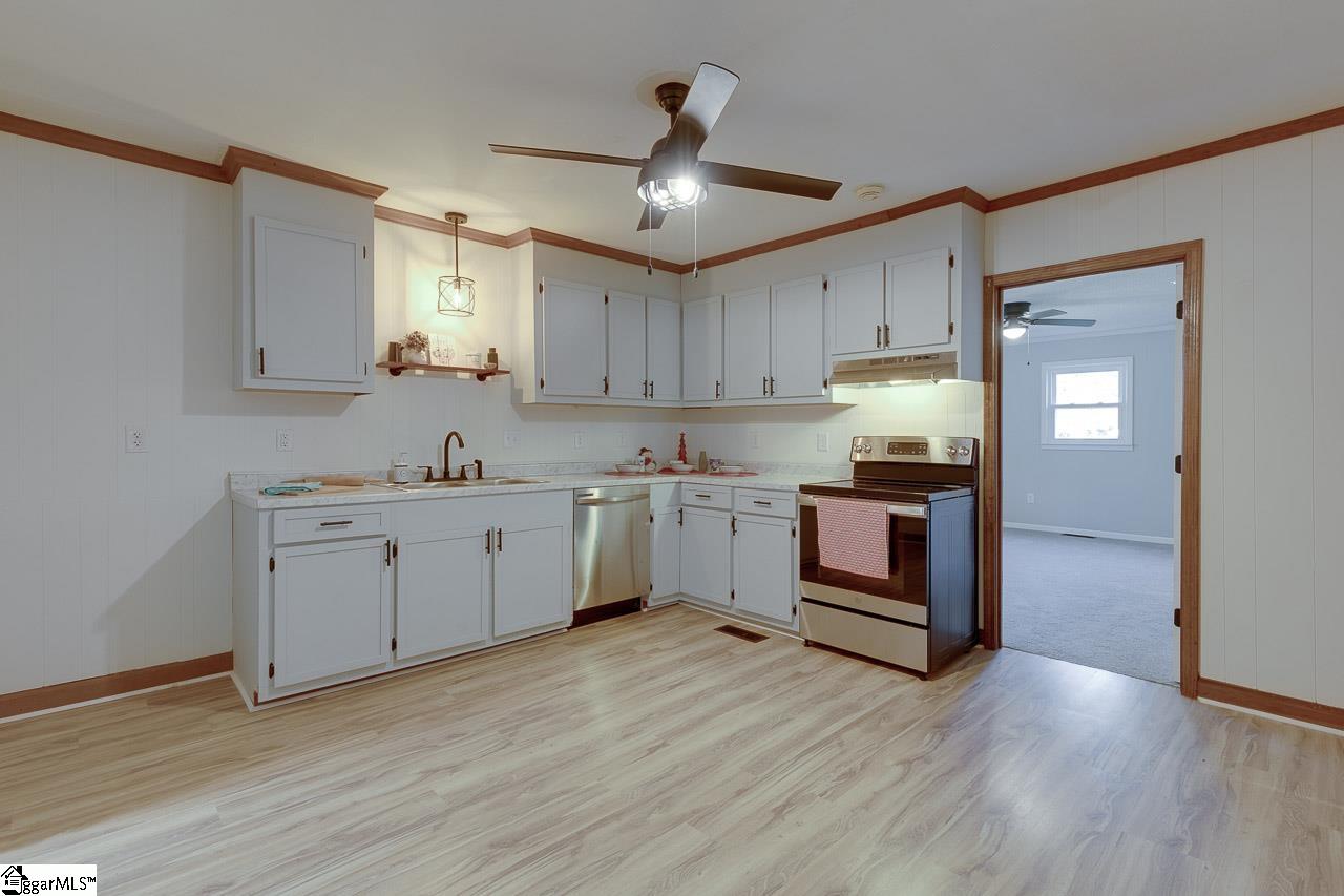 197 Edinburgh Lane Easley, SC 29640 - Photo 14 of 25 Gallery Image 14