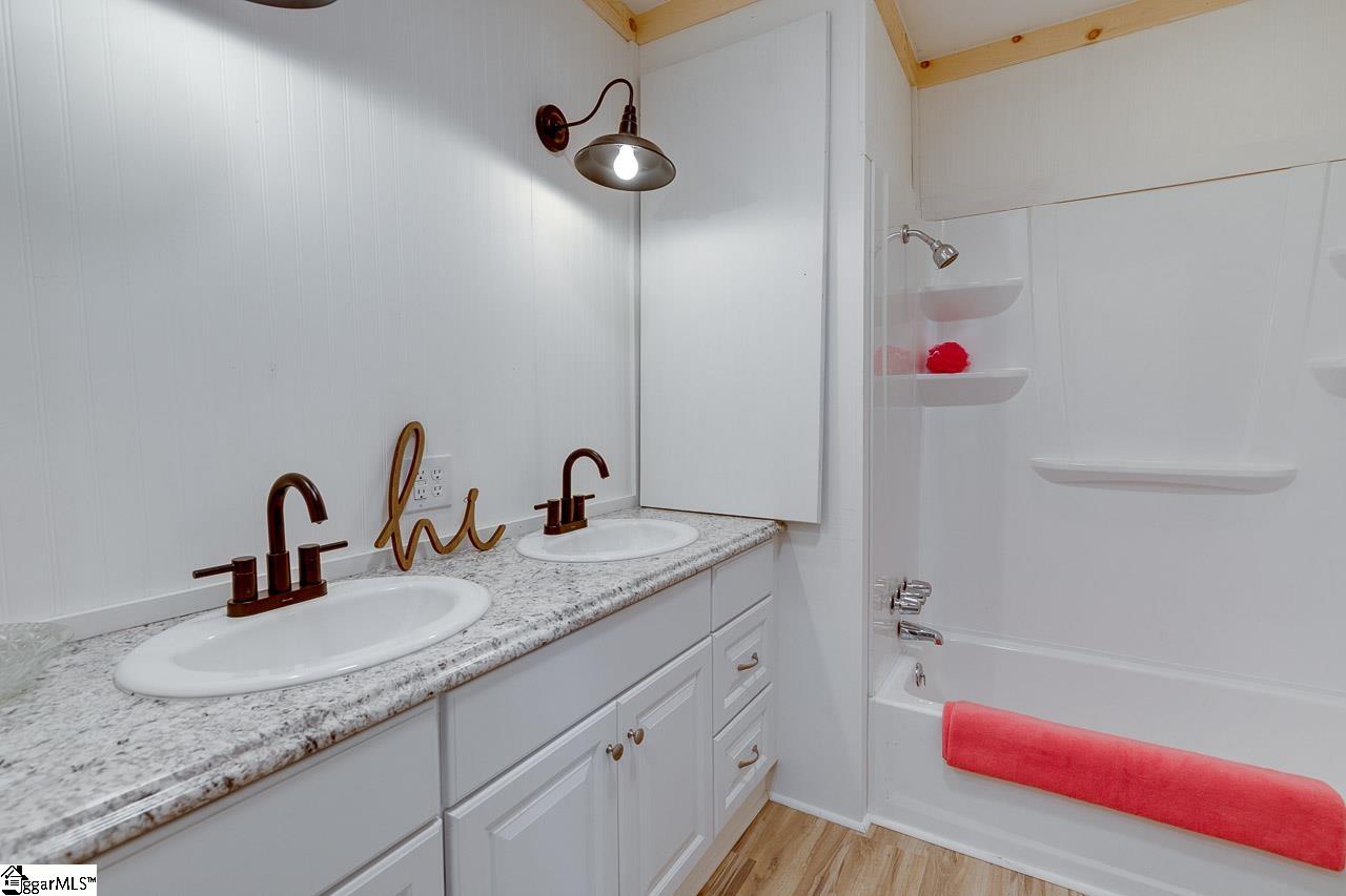 197 Edinburgh Lane Easley, SC 29640 - Photo 19 of 25 Gallery Image 19