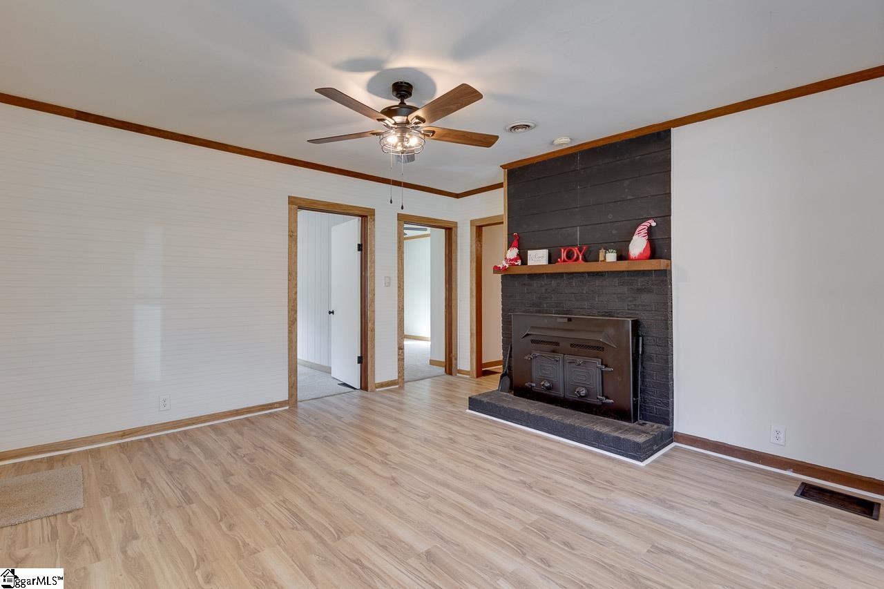 197 Edinburgh Lane Easley, SC 29640 - Photo 8 of 25 Gallery Image 8
