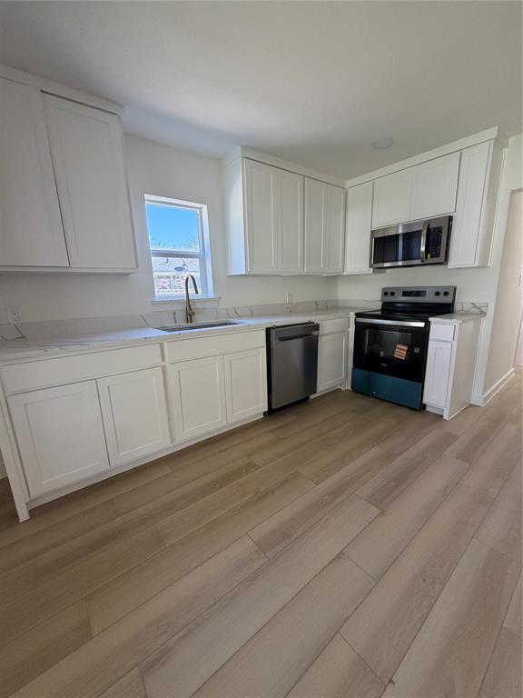 469 West Fulton Street Van Alstyne, TX 75495 - Photo 8 of 13