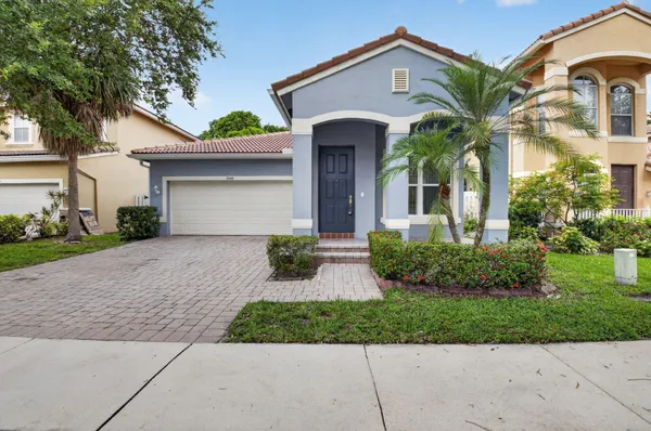 $530,000 | 5049 Sancerre Circle, Lake Worth, FL 33463