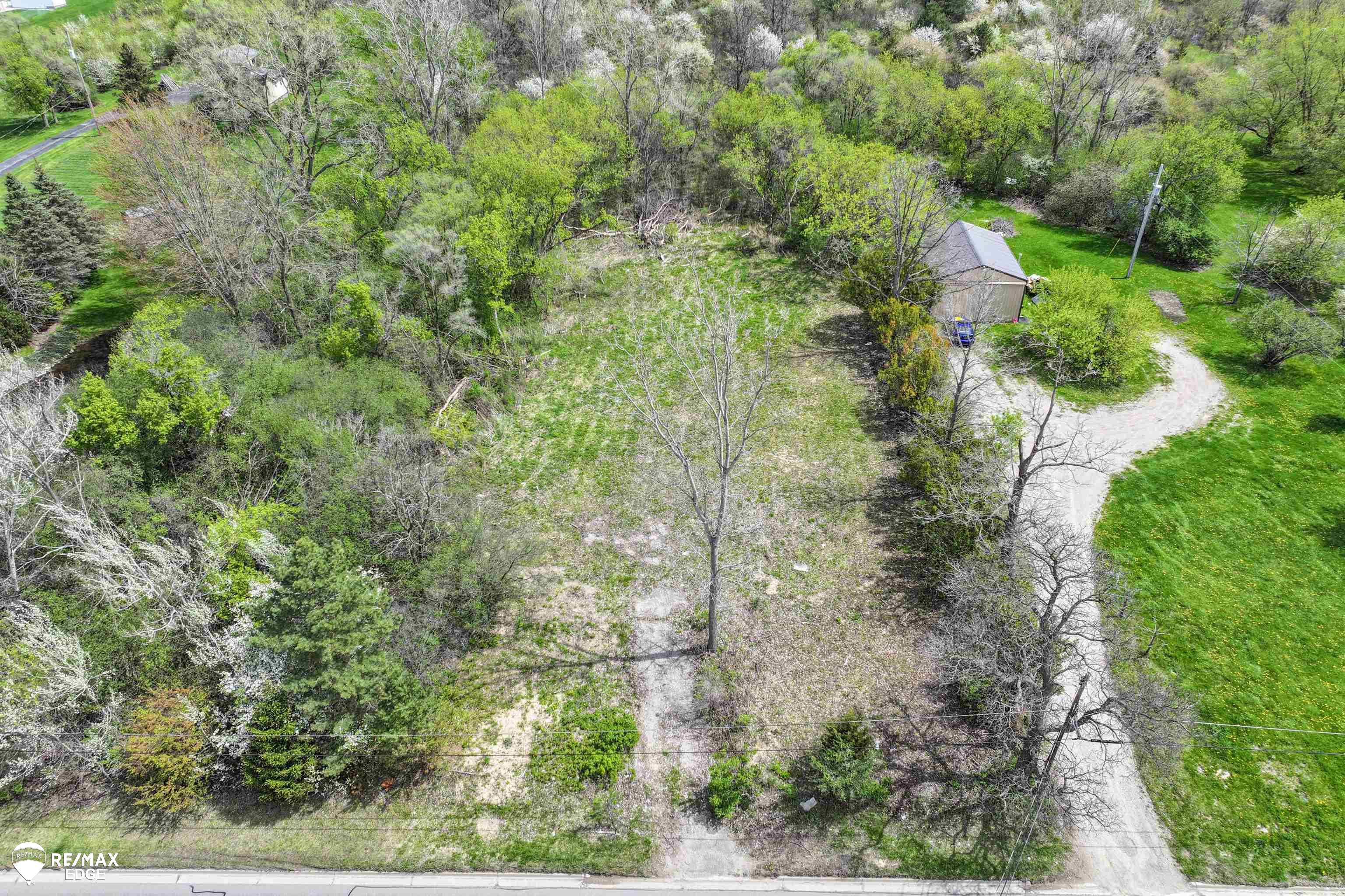 3353 South Center Road Burton, MI 48519 - Photo 6 of 15