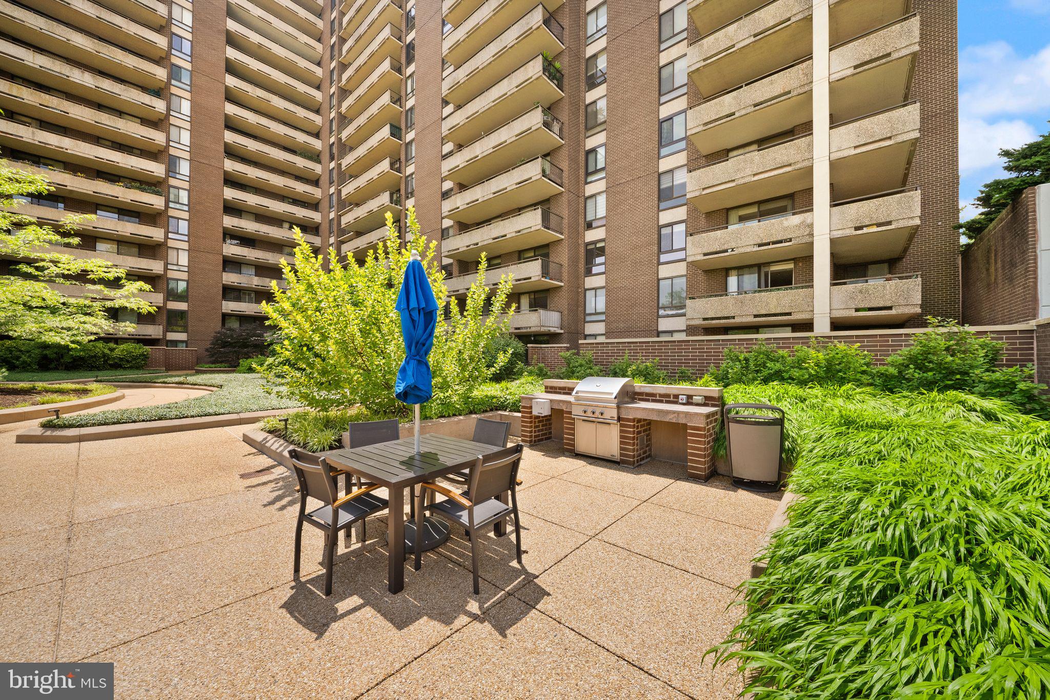 1800 Old Meadow Road, Unit 1601 McLean, VA 22102 - Photo 45 of 46 Grill and picnic area - multiple areas