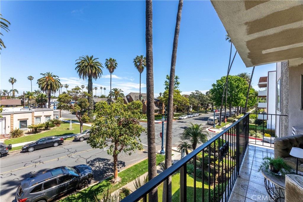 2772 2nd Street, Unit 2G Long Beach, CA 90803 - Photo 26 of 53