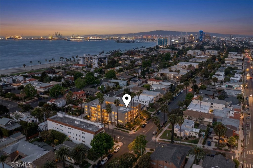 2772 2nd Street, Unit 2G Long Beach, CA 90803 - Photo 38 of 53 an aerial view of a city