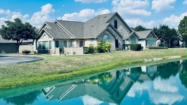 $349,000 | 30 Wildwood Drive, Unit 174, Georgetown, TX 78633