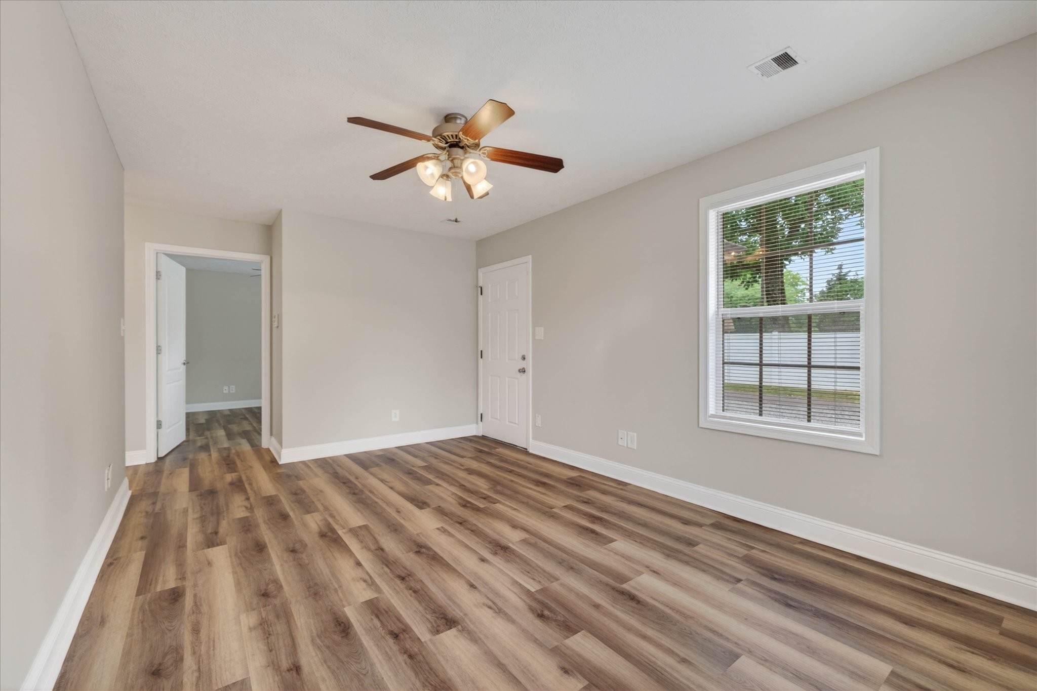 333 Rossview Road, Unit A Clarksville, TN 37043 - Photo 8 of 26