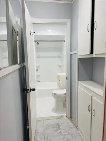 $1,590 | 128 Vincent Avenue, Unit 1, North Providence, RI 02904