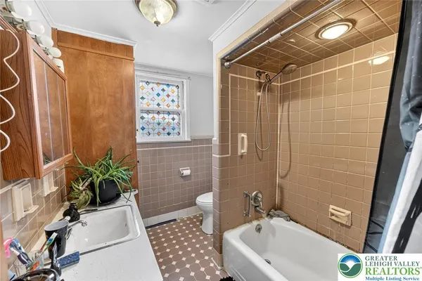 $165,000 | 601 East Abbott Street, Lansford, PA 18232
