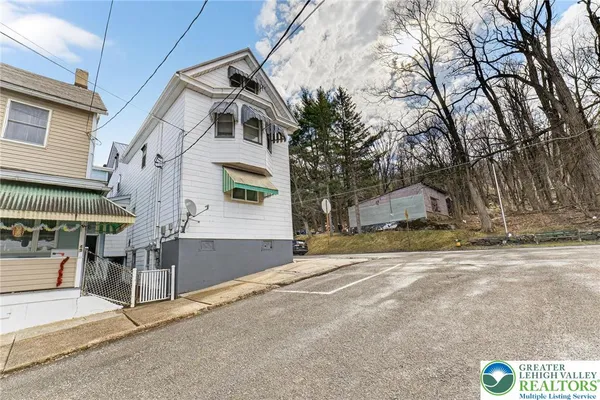$165,000 | 601 East Abbott Street, Lansford, PA 18232