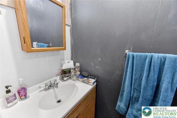 $165,000 | 601 East Abbott Street, Lansford, PA 18232