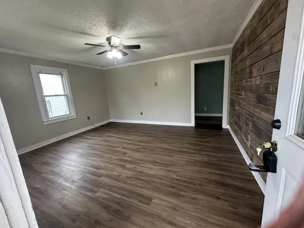 $134,900 | 105 Bowden Street, Russellville, KY 42276